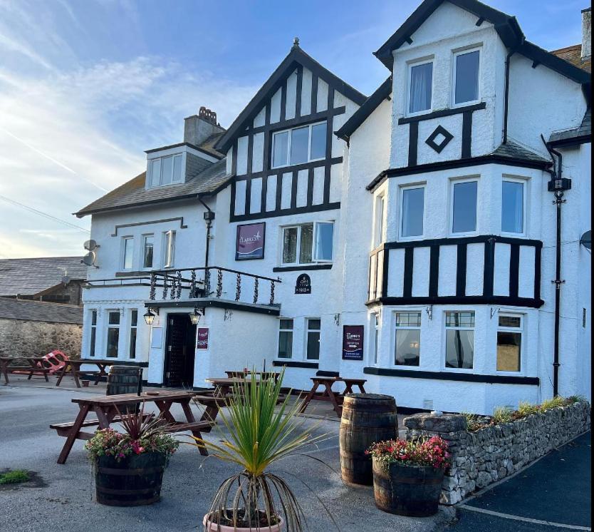 Clarkes Hotel Barrow In Furness מראה חיצוני תמונה