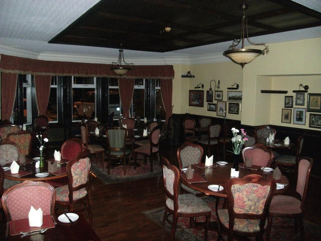 Clarkes Hotel Barrow In Furness מראה חיצוני תמונה
