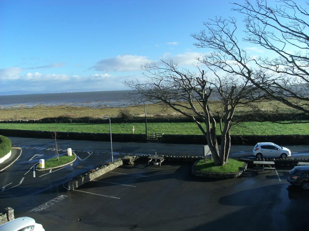 Clarkes Hotel Barrow In Furness חדר תמונה
